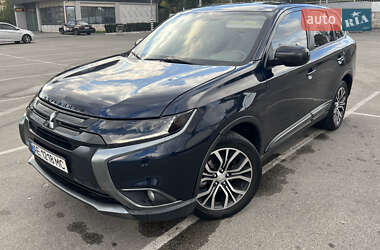 Внедорожник / Кроссовер Mitsubishi Outlander 2018 в Днепре