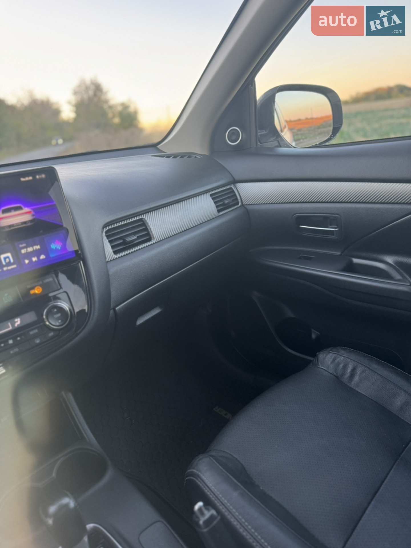 2013 Mitsubishi Outlander - мініатюра 15