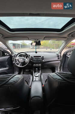 Позашляховик / Кросовер Mitsubishi Outlander 2008 в Миколаєві