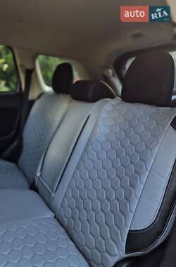 Внедорожник / Кроссовер Mitsubishi Outlander 2017 в 