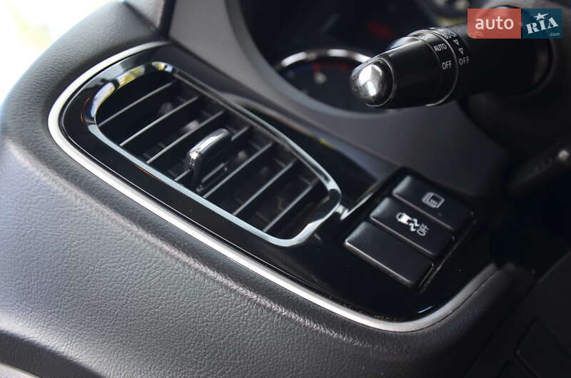 Внедорожник / Кроссовер Mitsubishi Outlander 2013 в Дрогобыче