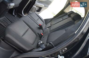 Внедорожник / Кроссовер Mitsubishi Outlander 2013 в 