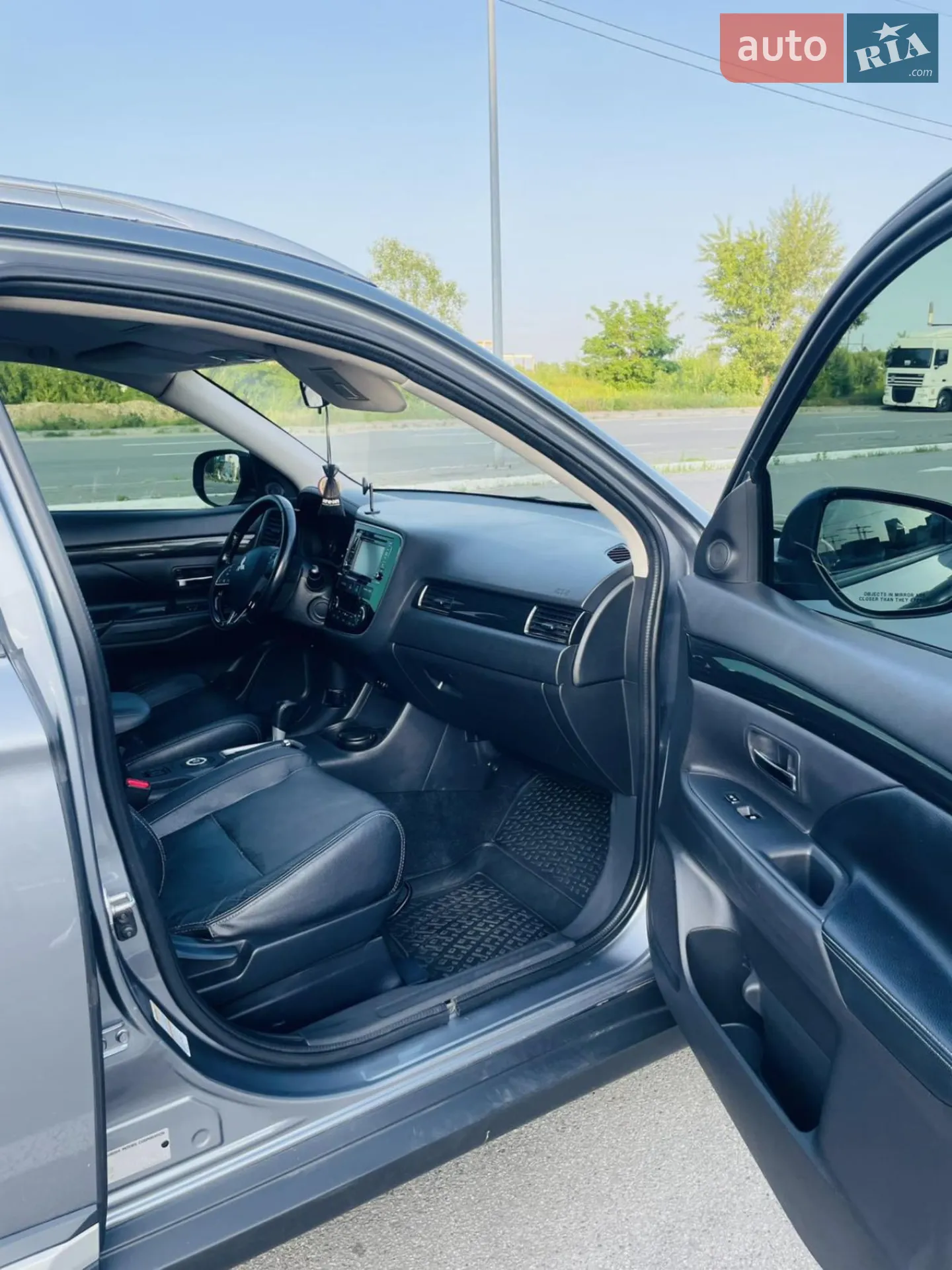 2016 Mitsubishi Outlander - мініатюра 6