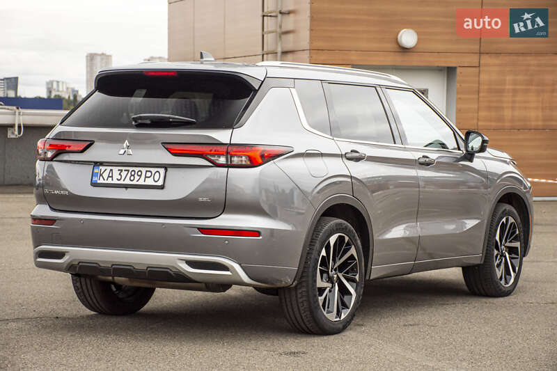 Позашляховик / Кросовер Mitsubishi Outlander 2021 в Києві фото 7 Позашляховик / Кросовер Mitsubishi Outlander 2021 в Києві