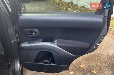 Внедорожник / Кроссовер Mitsubishi Outlander 2007 в 
