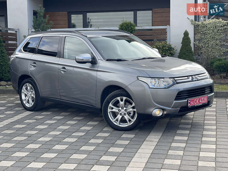 Внедорожник / Кроссовер Mitsubishi Outlander 2014 в Стрые