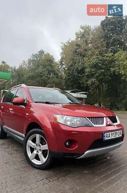 Позашляховик / Кросовер Mitsubishi Outlander 2009 в Києві