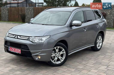 Внедорожник / Кроссовер Mitsubishi Outlander 2013 в Ивано-Франковске