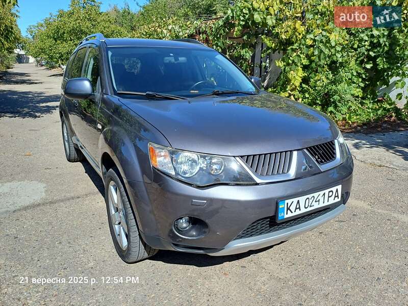 Внедорожник / Кроссовер Mitsubishi Outlander 2008 в Николаеве фото 14 Внедорожник / Кроссовер Mitsubishi Outlander 2008 в Николаеве