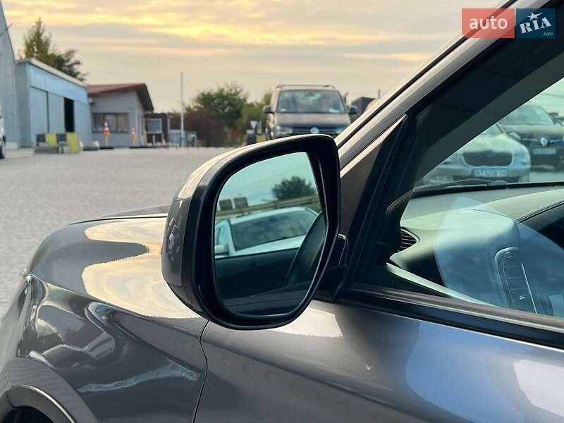 Позашляховик / Кросовер Mitsubishi Outlander 2017 в Львові фото 14 Позашляховик / Кросовер Mitsubishi Outlander 2017 в Львові