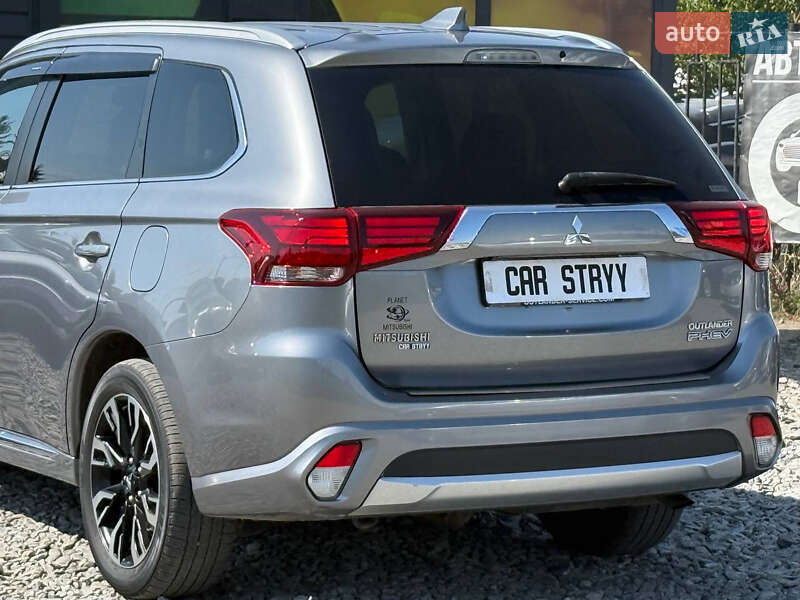 Внедорожник / Кроссовер Mitsubishi Outlander 2018 в Стрые