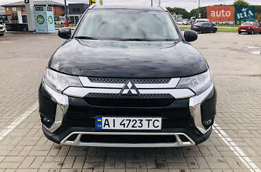 Внедорожник / Кроссовер Mitsubishi Outlander 2020 в Белой Церкви