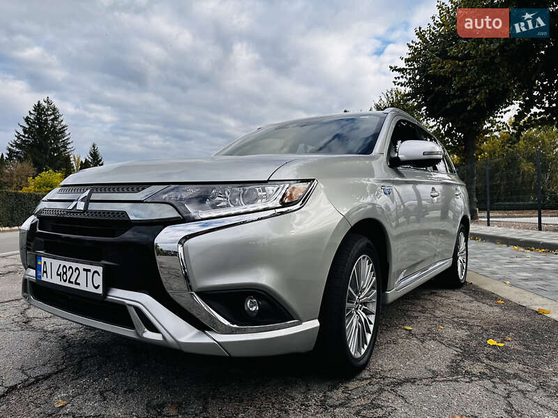 Внедорожник / Кроссовер Mitsubishi Outlander 2022 в Белой Церкви фото 4 Внедорожник / Кроссовер Mitsubishi Outlander 2022 в Белой Церкви