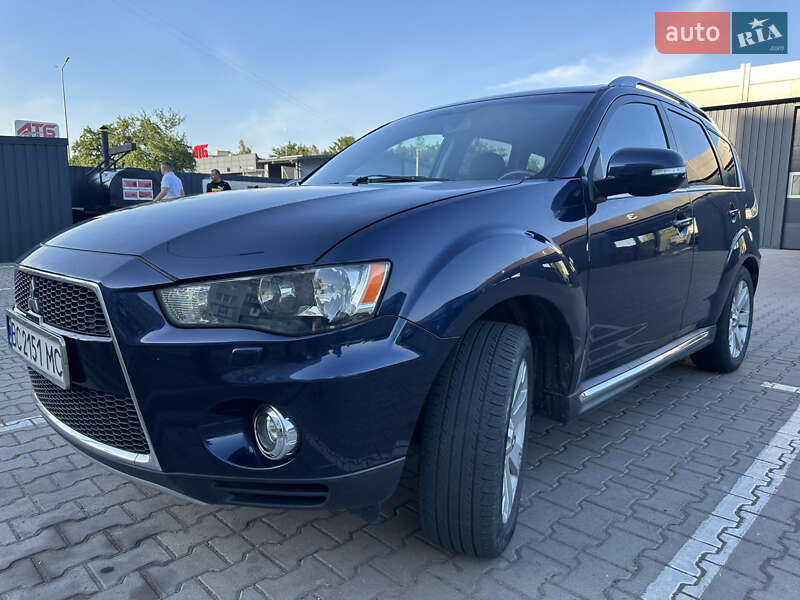 Mitsubishi Outlander 2010