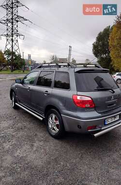 Внедорожник / Кроссовер Mitsubishi Outlander 2006 в  фото 9 Внедорожник / Кроссовер Mitsubishi Outlander 2006 в
