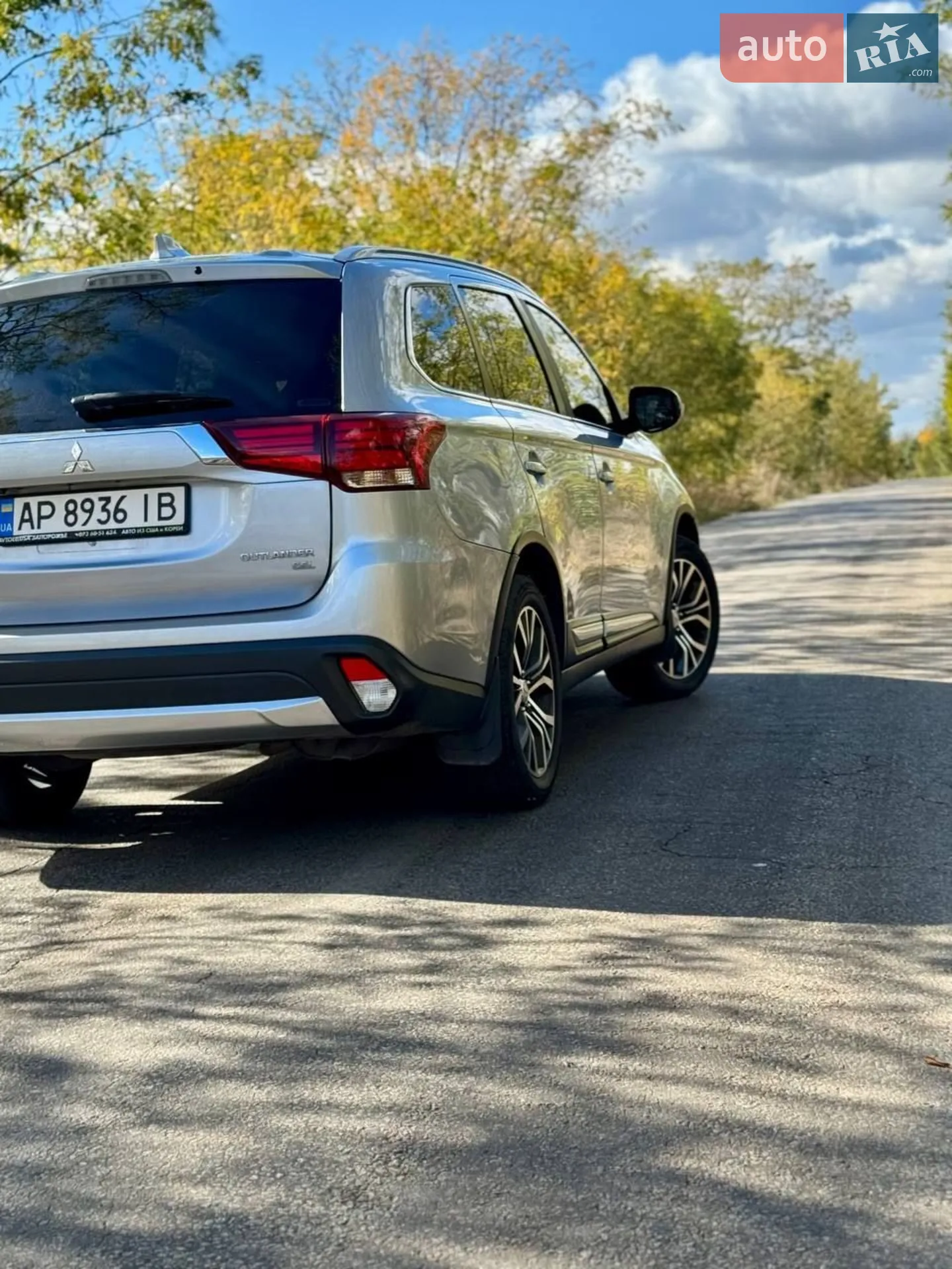 2017 Mitsubishi Outlander - мініатюра 2