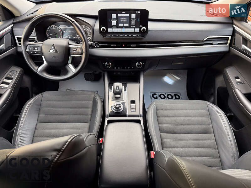 Внедорожник / Кроссовер Mitsubishi Outlander 2022 в Одессе