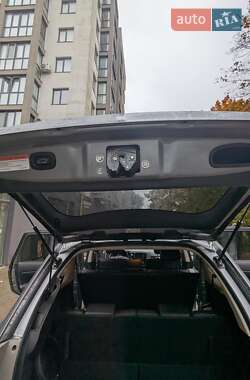 Внедорожник / Кроссовер Mitsubishi Outlander 2012 в 