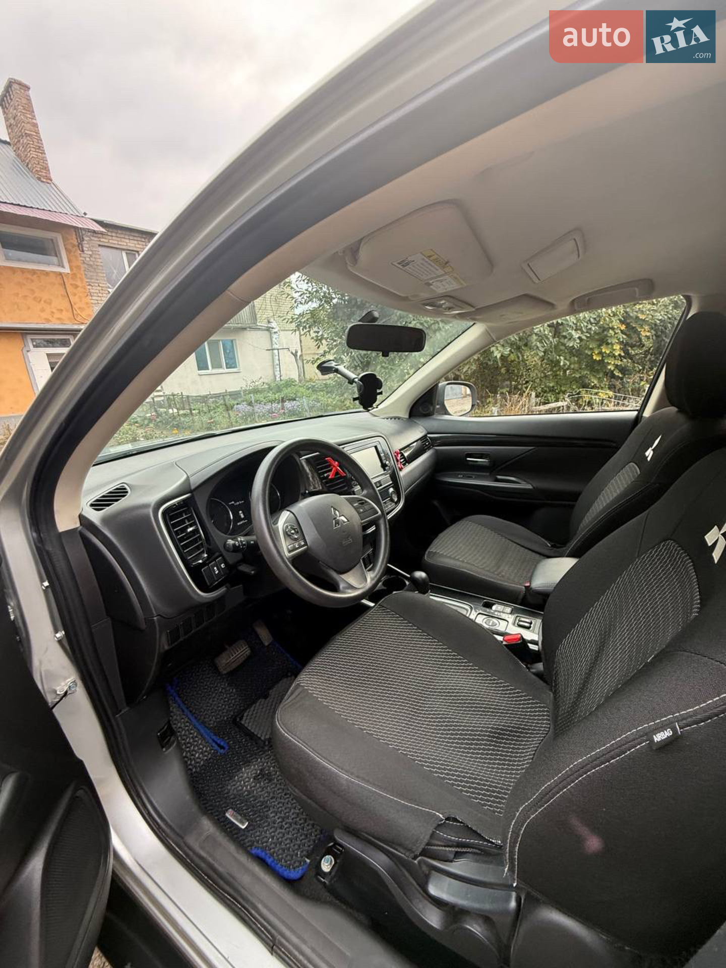 2018 Mitsubishi Outlander - мініатюра 12