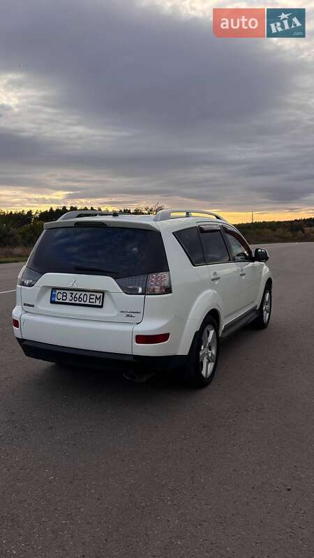 Позашляховик / Кросовер Mitsubishi Outlander 2009 в Прилуках