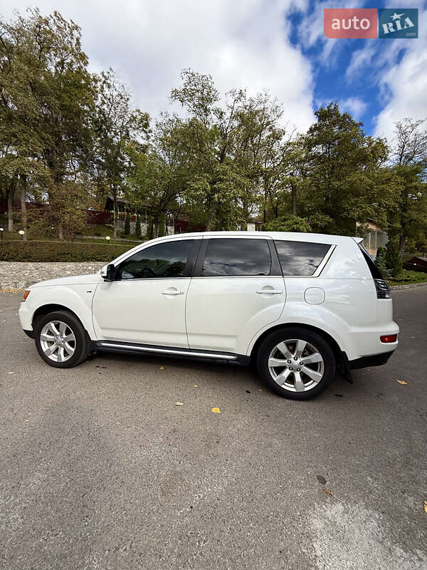 Позашляховик / Кросовер Mitsubishi Outlander 2011 в Кропивницькому