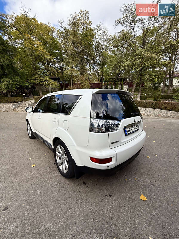 Позашляховик / Кросовер Mitsubishi Outlander 2011 в Кропивницькому