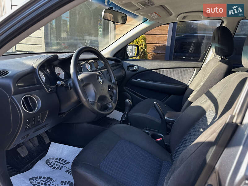 Внедорожник / Кроссовер Mitsubishi Outlander 2008 в Шептицькому