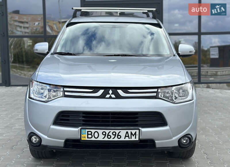 Внедорожник / Кроссовер Mitsubishi Outlander 2013 в Тернополе
