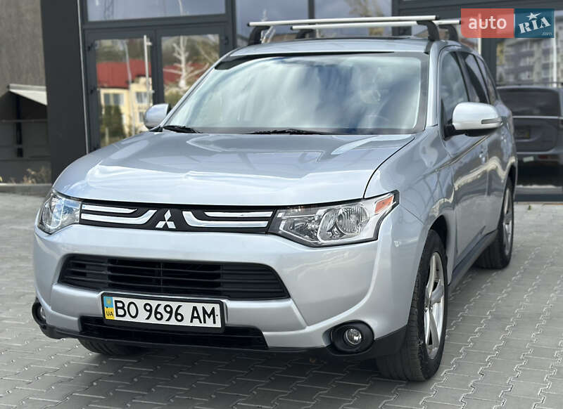 Внедорожник / Кроссовер Mitsubishi Outlander 2013 в Тернополе