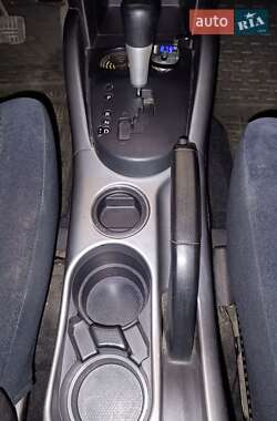 Внедорожник / Кроссовер Mitsubishi Outlander 2010 в 