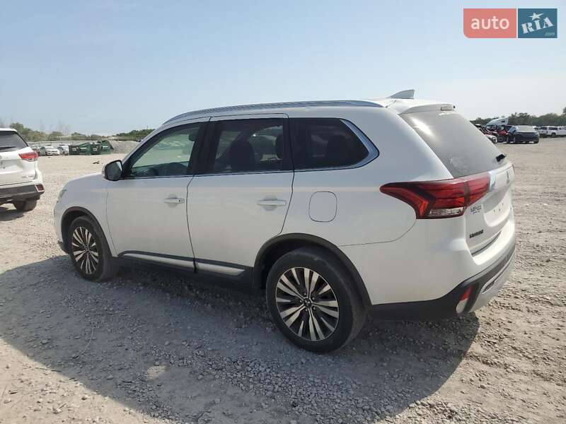 Внедорожник / Кроссовер Mitsubishi Outlander 2019 в Луцке