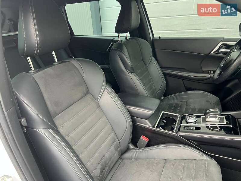 Внедорожник / Кроссовер Mitsubishi Outlander 2023 в Киеве