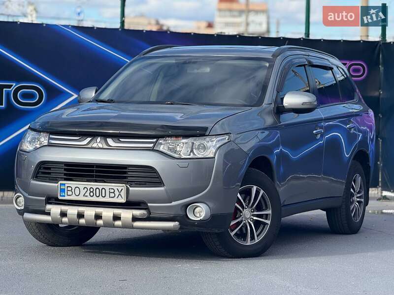 Внедорожник / Кроссовер Mitsubishi Outlander 2013 в Запорожье