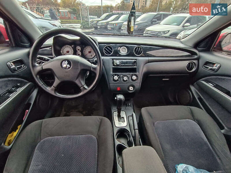 Позашляховик / Кросовер Mitsubishi Outlander 2003 в Харкові