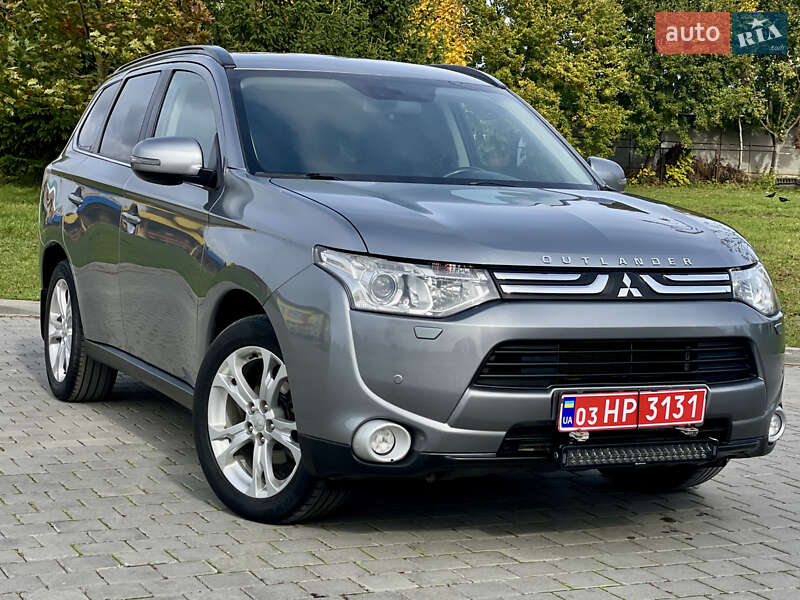 Mitsubishi Outlander 2013