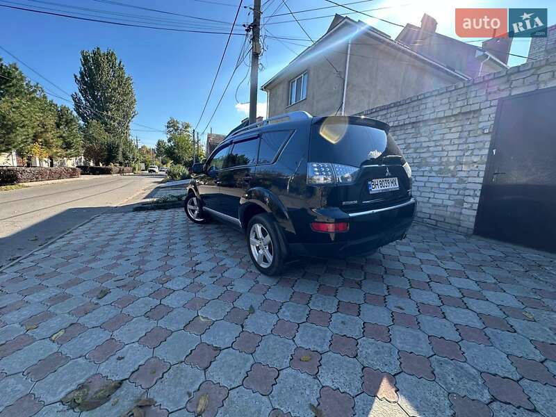 Внедорожник / Кроссовер Mitsubishi Outlander 2007 в Одессе