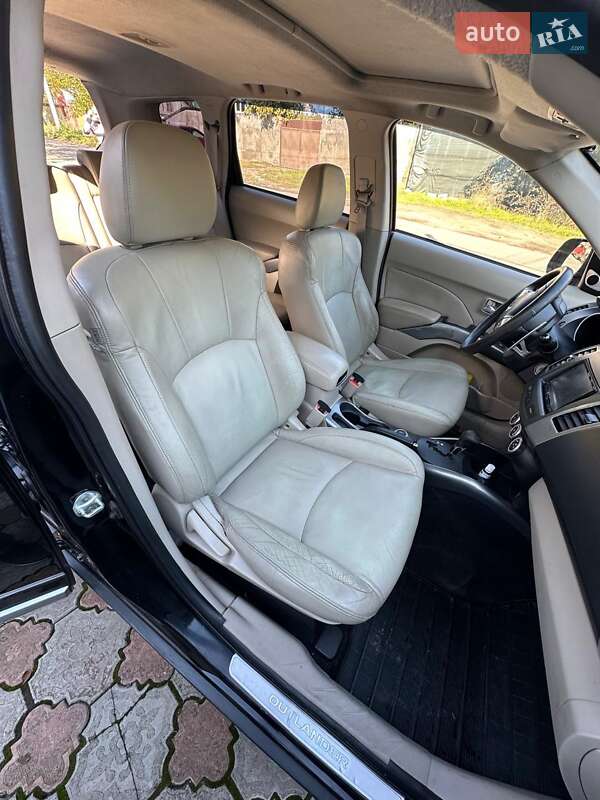 Внедорожник / Кроссовер Mitsubishi Outlander 2007 в Одессе