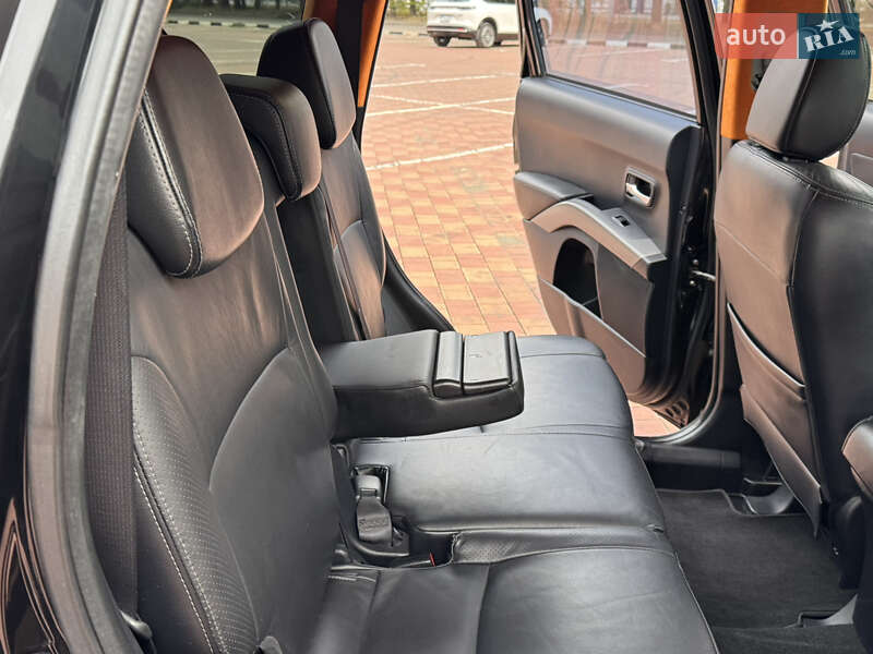 Внедорожник / Кроссовер Mitsubishi Outlander 2008 в Одессе