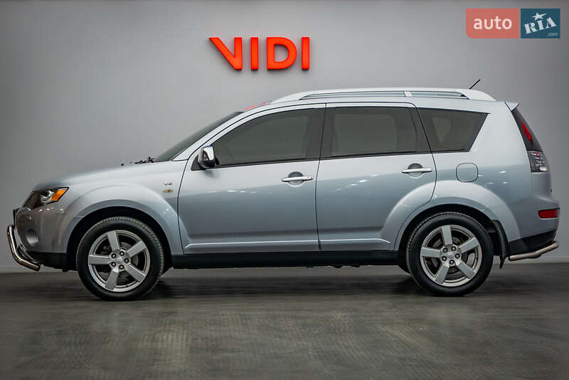 Позашляховик / Кросовер Mitsubishi Outlander 2008 в Києві фото 3 Позашляховик / Кросовер Mitsubishi Outlander 2008 в Києві