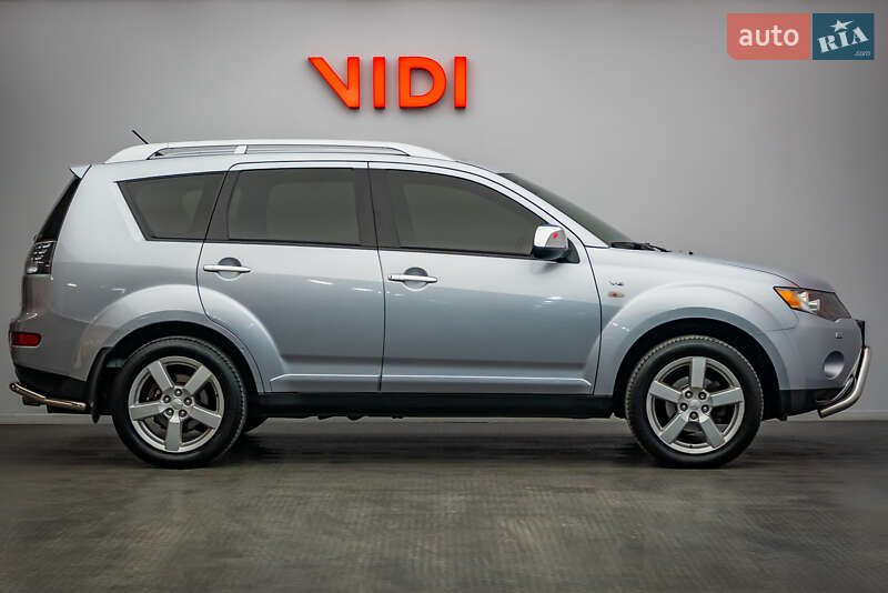 Позашляховик / Кросовер Mitsubishi Outlander 2008 в Києві фото 4 Позашляховик / Кросовер Mitsubishi Outlander 2008 в Києві