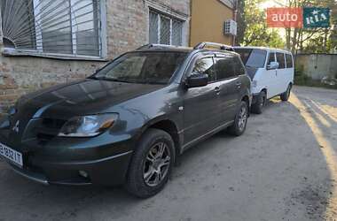Внедорожник / Кроссовер Mitsubishi Outlander 2003 в 