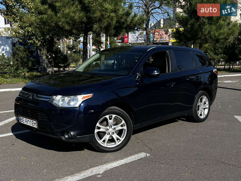 Mitsubishi Outlander 2013