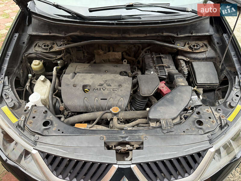 Позашляховик / Кросовер Mitsubishi Outlander 2008 в Борисполі фото 13 Позашляховик / Кросовер Mitsubishi Outlander 2008 в Борисполі