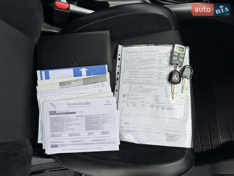 Внедорожник / Кроссовер Mitsubishi Outlander 2012 в Полтаве
