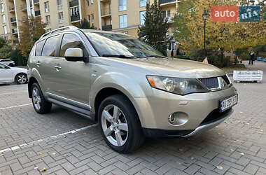 Внедорожник / Кроссовер Mitsubishi Outlander 2009 в Киеве