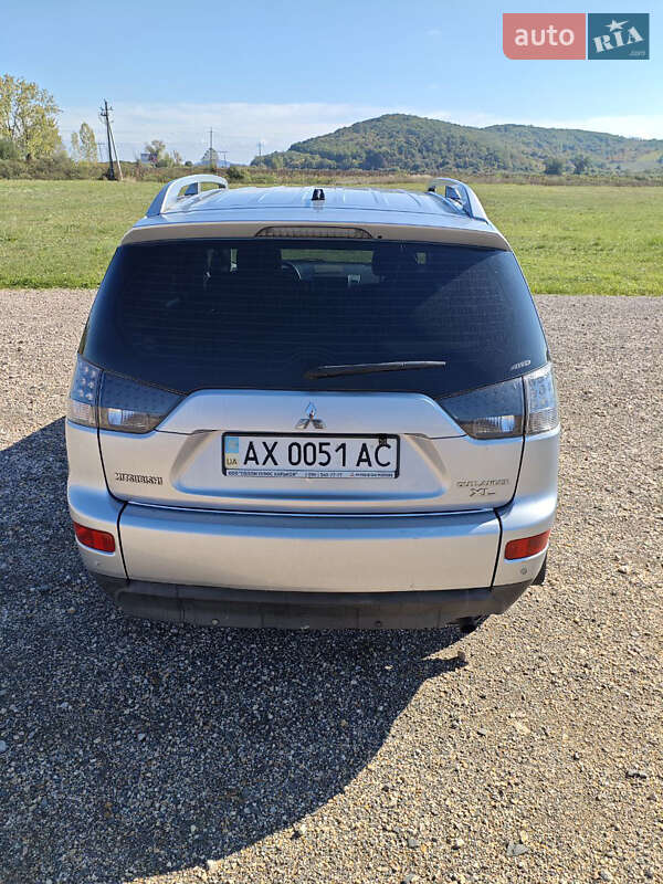 Внедорожник / Кроссовер Mitsubishi Outlander 2008 в Мукачево фото 3 Внедорожник / Кроссовер Mitsubishi Outlander 2008 в Мукачево