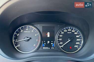 Внедорожник / Кроссовер Mitsubishi Outlander 2021 в 