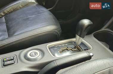 Внедорожник / Кроссовер Mitsubishi Outlander 2012 в 
