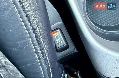 Внедорожник / Кроссовер Mitsubishi Outlander 2010 в 