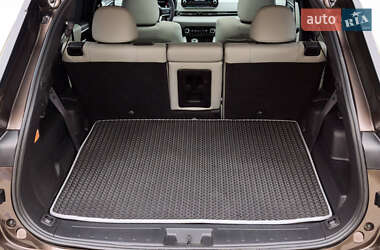 Внедорожник / Кроссовер Mitsubishi Outlander 2022 в 